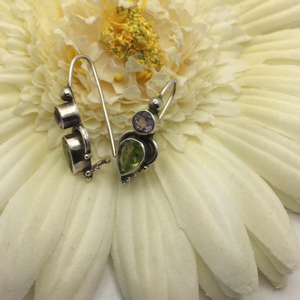 Vintage sterling peridot & amethyst earrings